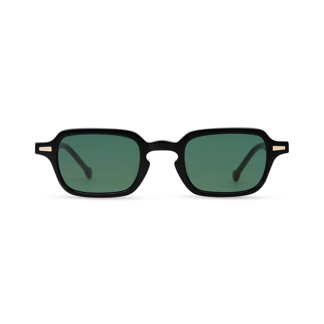 Lentes de sol Kōra de Solivo con diseño moderno, vista frontal mostrando las lentes verdes y marco elegante.