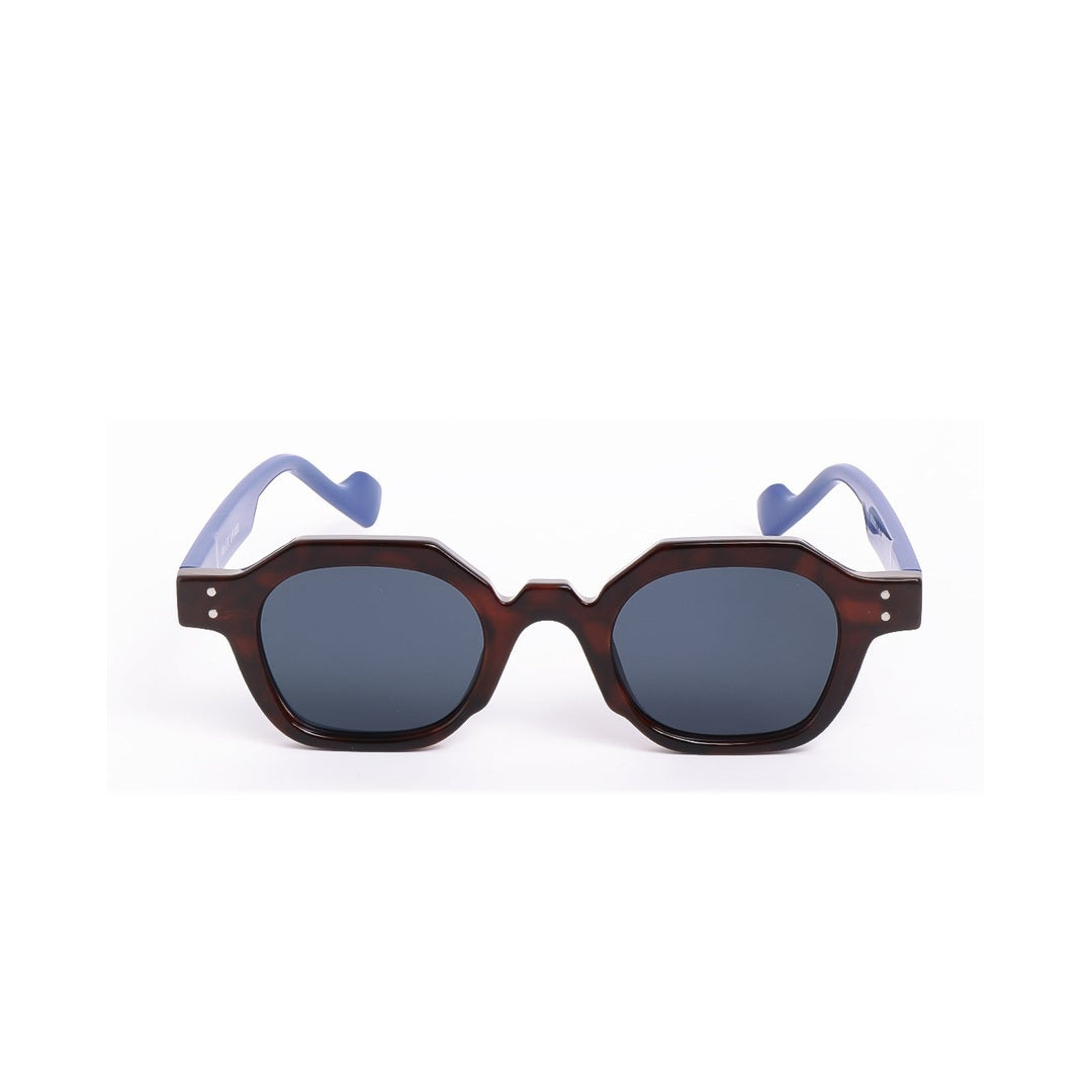 Lentes de sol ARI Carey Azul de Solivo, con diseño moderno y elegante, frente en color marrón y patillas azules, ideales para protección contra el sol.