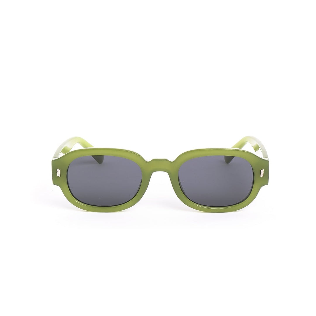 Lentes de sol Ely de Solivo en color verde claro, con diseño elegante y moderno, ideales para proteger los ojos mientras complementas tu estilo.