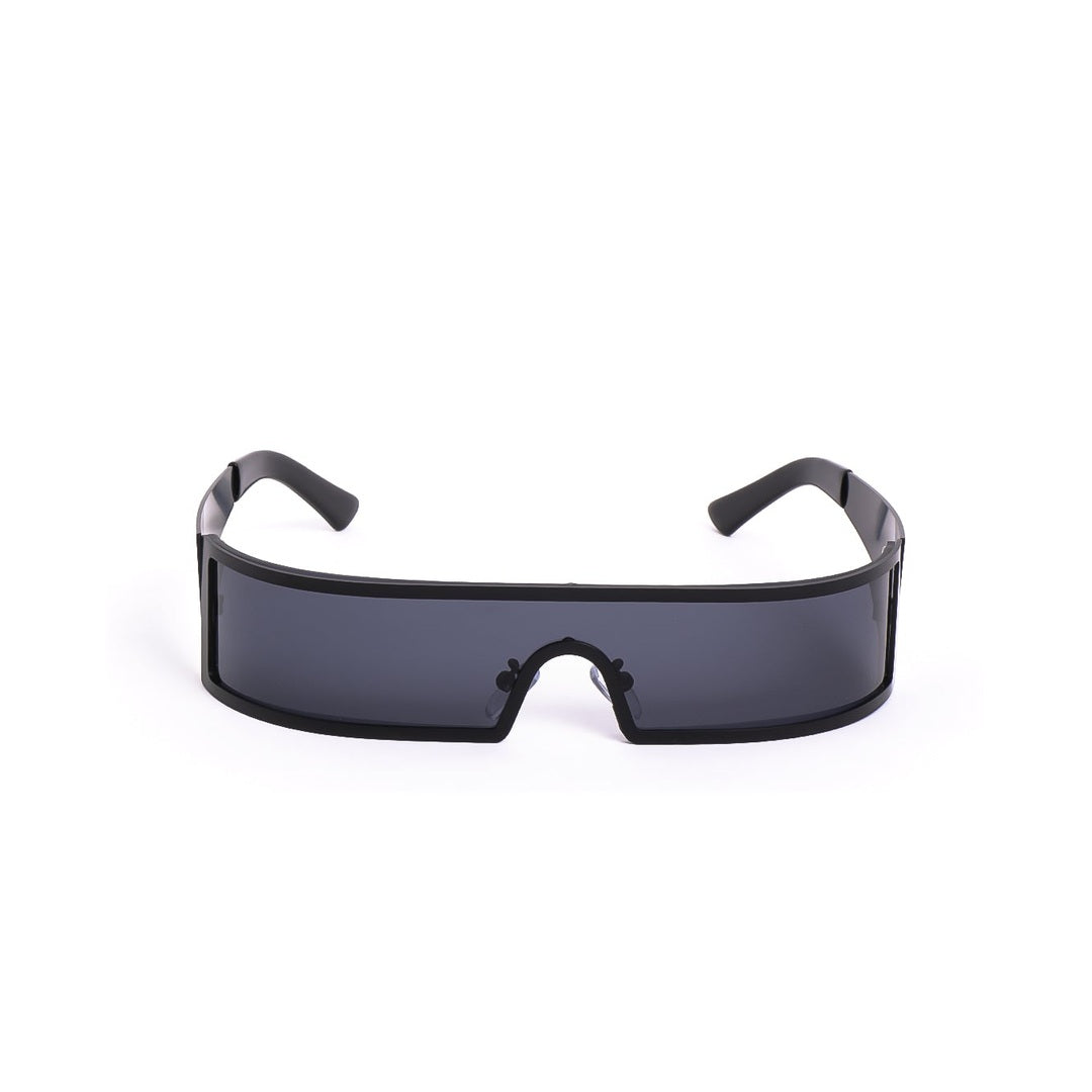 Lentes de sol LEA de Solivo, diseño elegante y moderno en color negro, con lentes polarizados para mayor protección UV400 y estilo en actividades al aire libre.