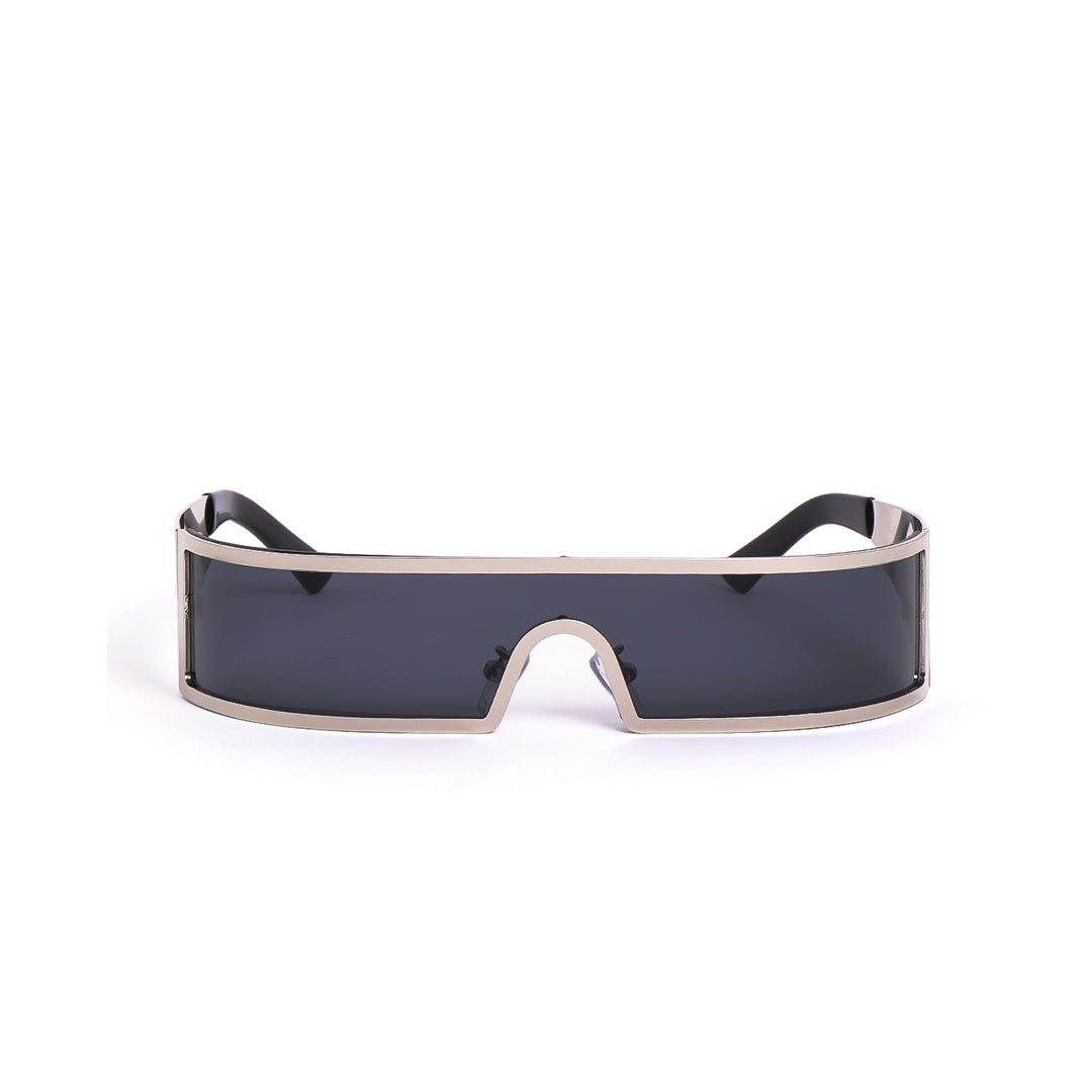 Lentes de sol LEA Plateado de Solivo, diseño moderno con lentes oscuros y estructura elegante para un estilo sofisticado.