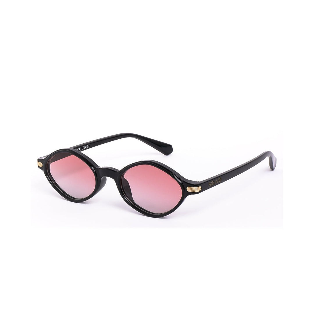 Vista lateral de los lentes MIAM de Solivo, con un marco negro y cristales rosas, perfectos para una apariencia chic y sofisticada.