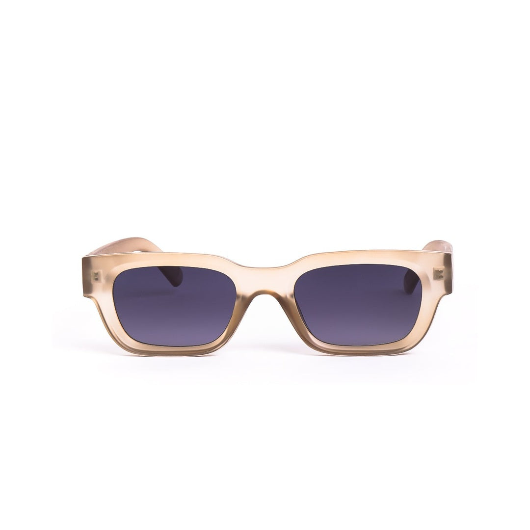 Un par de lentes de sol modernos NOX - Beige Lila de Solivo, con una estructura elegante y lentes oscuros, perfectos para destacar con estilo y protección UV400 en cualquier ocasión.