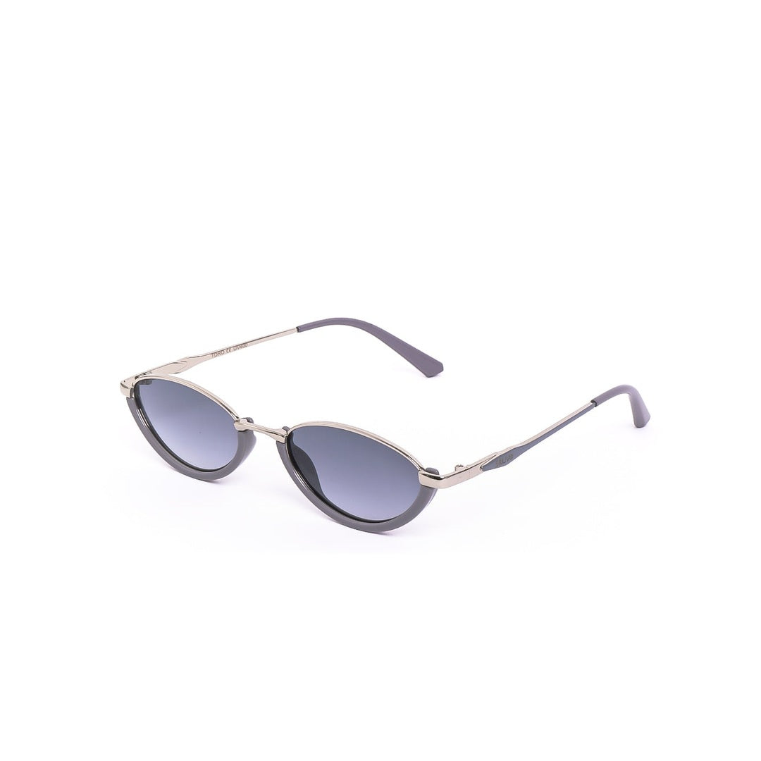 Lentes de sol TORO de Solivo vistas desde un ángulo lateral, reflejando su elegancia y protección UV.