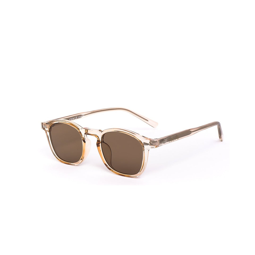 Vista lateral de los lentes de sol VIEN de Solivo, con un estilo contemporáneo en color beige, ideales para combinar con cualquier outfit y disfrutar del sol.