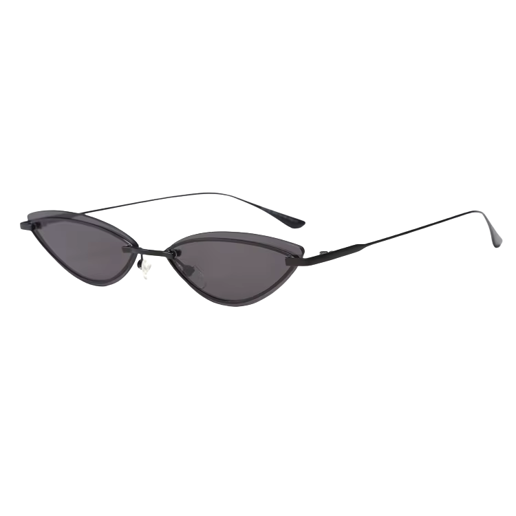 Vista lateral de los lentes de sol MICHI Negro de Solivo Eyewear — montura negra con protección UV400