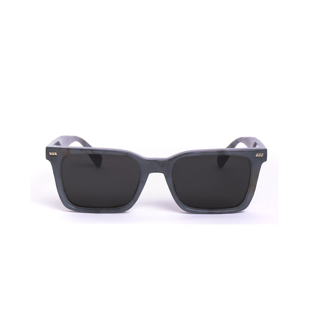 Lentes de sol Ava - Gris de Solivo, diseño frontal elegante y moderno con lentes oscuros para una protección UV óptima.