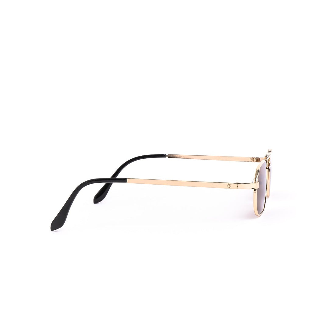 Perspectiva trasera de las gafas de sol BANG de Solivo, destacando el marco dorado y las varillas negras, ofreciendo estilo y protección UV400.