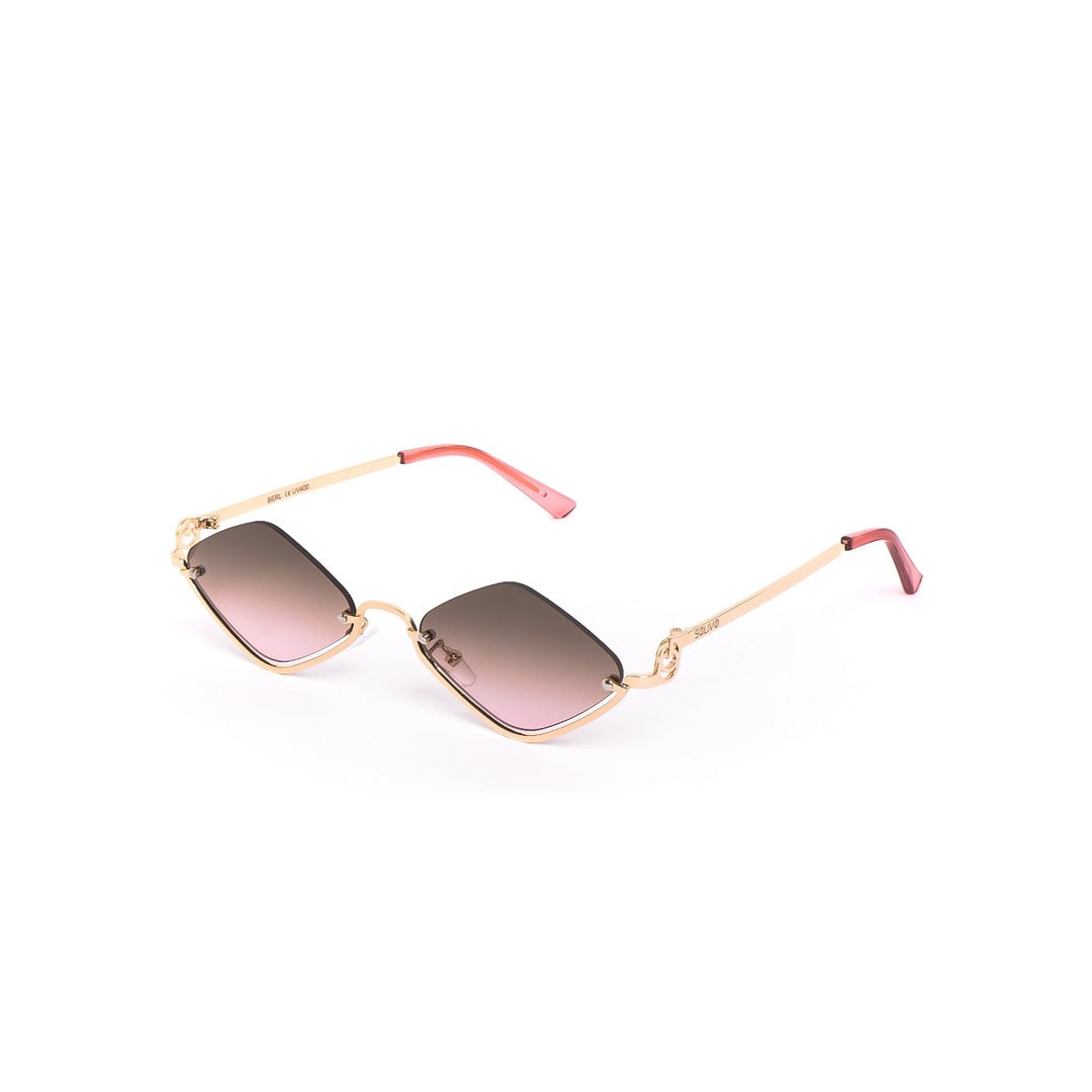 Vista lateral de los lentes de sol BERL de Solivo, con estructura dorada y detalles en rosa, ideales para un look de verano.