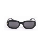 Lentes de sol BEA de Solivo en color negro con diseño contemporáneo y elegante, perfectos para combinar estilo y funcionalidad.