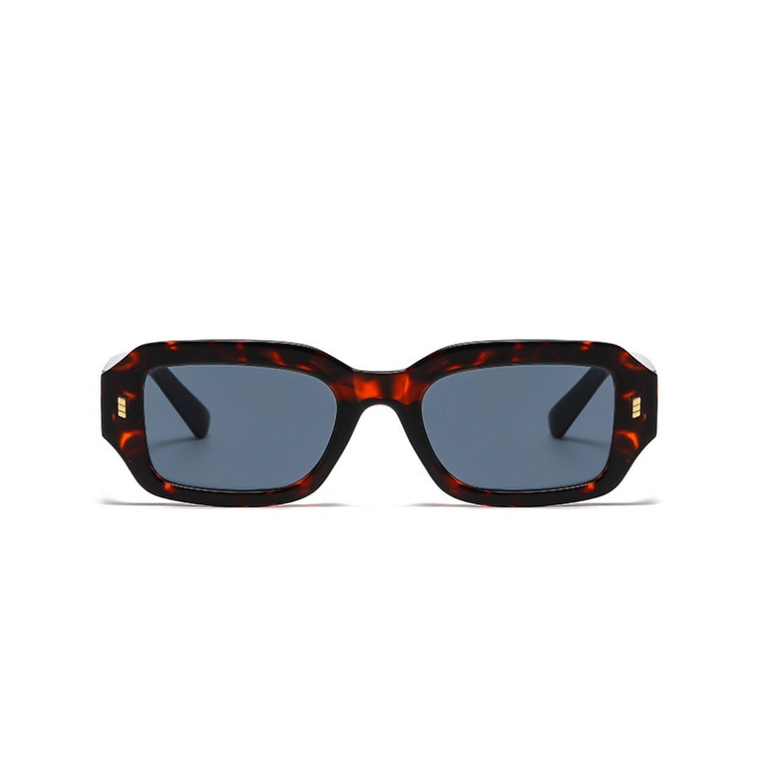 Lentes de sol BEA Carey de Solivo, diseño cat-eye moderno y elegante, con protección UV400, ideales para un look sofisticado y una visión clara.