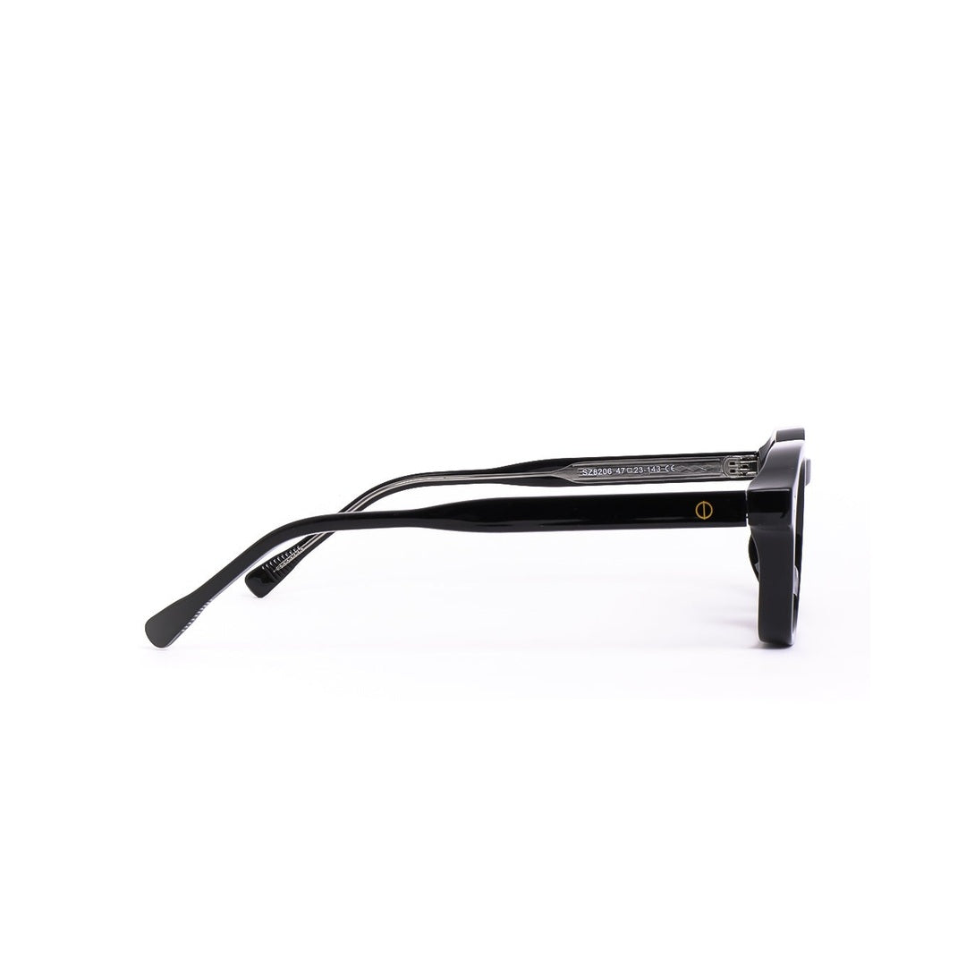 Detalle de los lentes BLU Negro con filtro de luz azul de Solivo — ajuste cómodo para oficina y pantallas