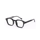 Lentes de sol BLU de Solivo en ángulo lateral, mostrando su estructura moderna y la calidad de los materiales utilizados.