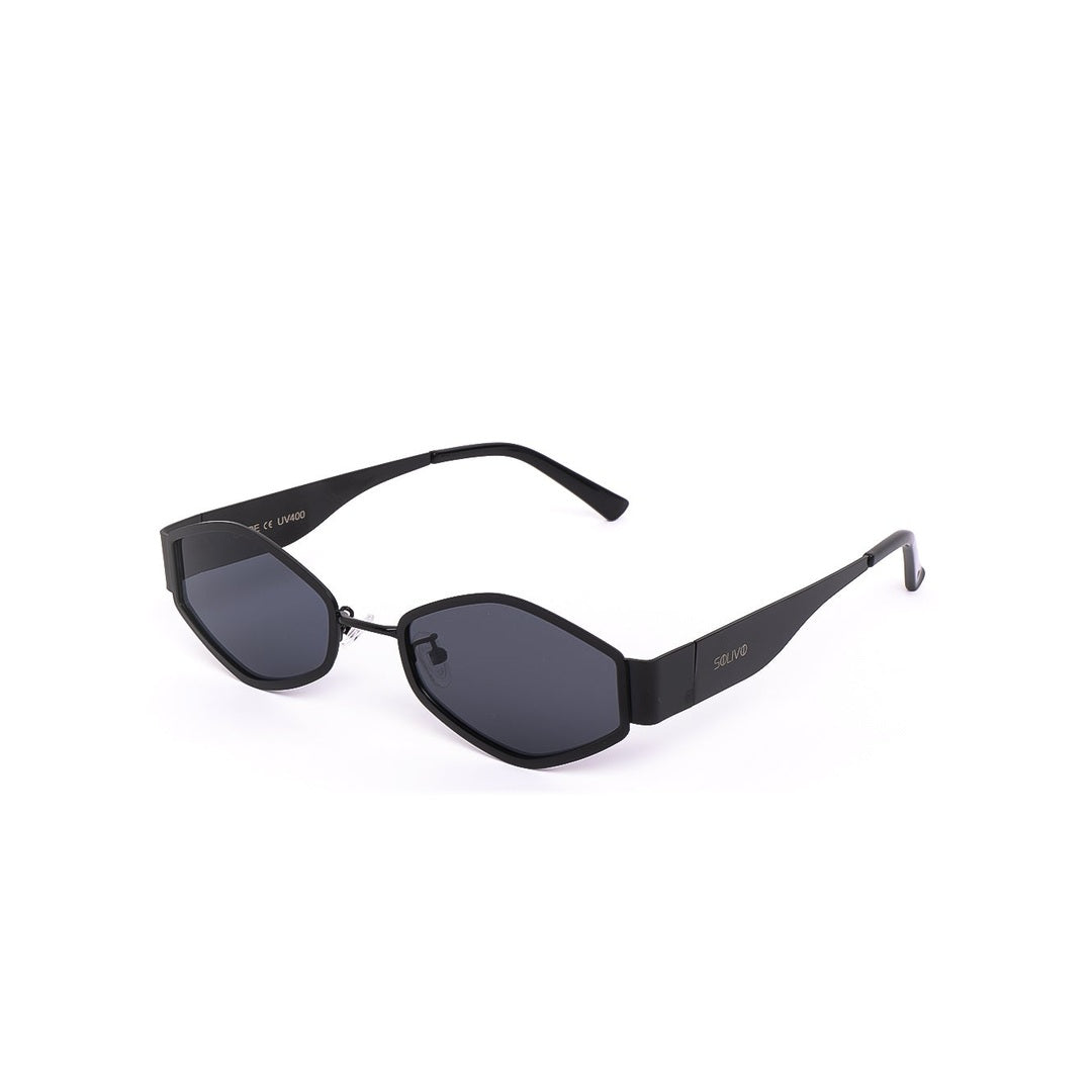 Vista lateral de los lentes de sol CAPE Negro de Solivo — diseño sofisticado con filtro UV400