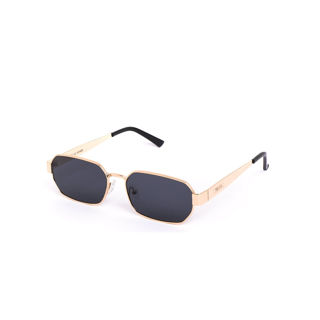 Lentes de sol CHIC Dorado Negro de Solivo, con marco elegante y lentes oscuros, perfectos para resaltar tu estilo y ofrecer protección UV400.