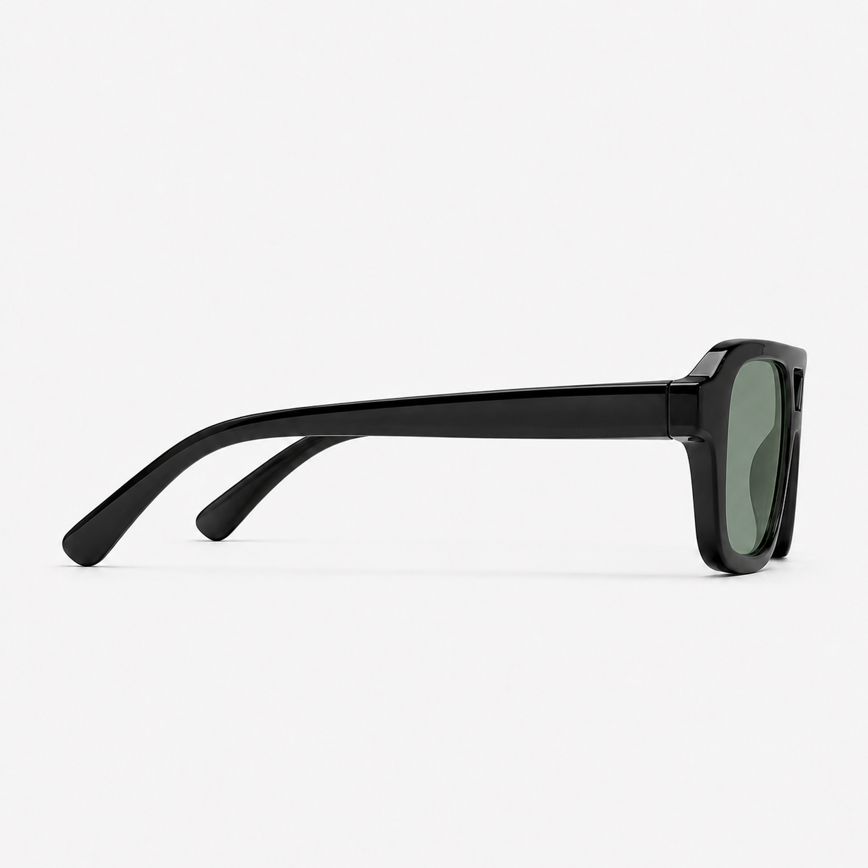 Vista lateral de los lentes de sol CY Negro Olivo de Solivo — varillas con protección UV400