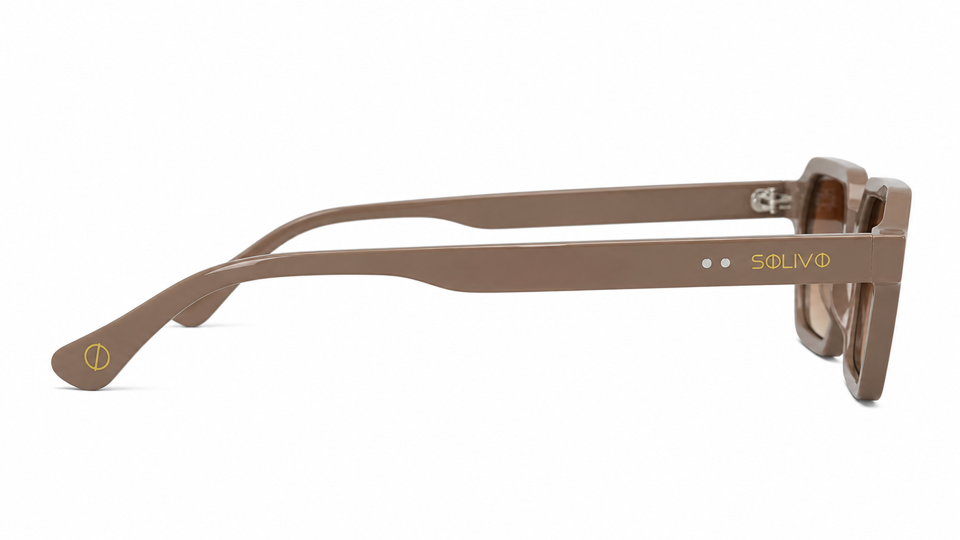 Vista lateral de los lentes de sol RAMOS Beige Café de Solivo — varillas con protección UV400