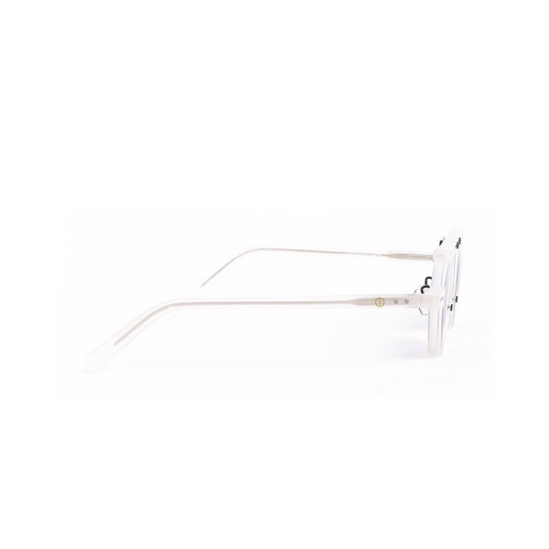 Lentes de sol D'OER de Solivo mostrando el diseño atractivo y detalles de calidad, ideales para realzar tu look veraniego.