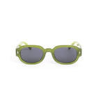 Lentes de sol Ely de Solivo en color verde claro, con diseño elegante y moderno, ideales para proteger los ojos mientras complementas tu estilo.
