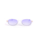 Gafas de sol Ely de Solivo en color blanco con lentes lila, perfectas para un look contemporáneo y protección UV400.