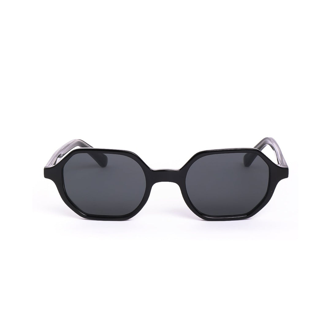 Lentes de sol EVE de Solivo en color negro, con diseño octagonal y lentes oscuros, ideales para un estilo moderno y protección UV.