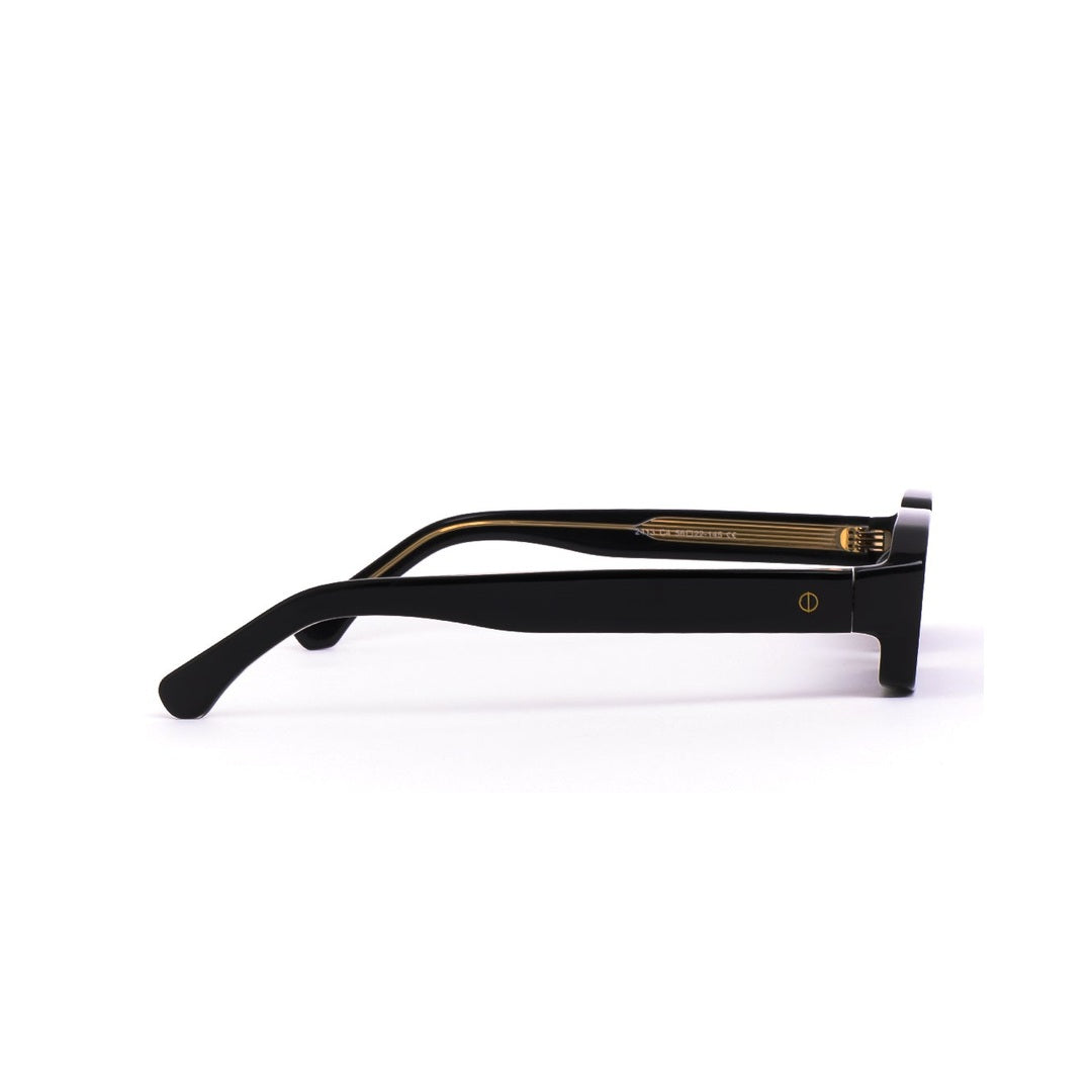 Perfil elegante de los lentes de sol GIO - Negro Dorado de Solivo, destacando su diseño moderno y detalles de alta calidad.