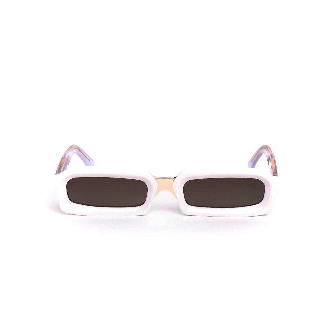 Gafas de sol GIO de Solivo, con diseño moderno en color blanco y lentes oscuros, ideales para proteger tus ojos con estilo.
