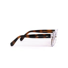 Lateral de las gafas de sol LON Cristal Carey de Solivo, mostrando su sofisticado diseño en acetato y detalles llamativos, perfectas para complementar cualquier outfit.