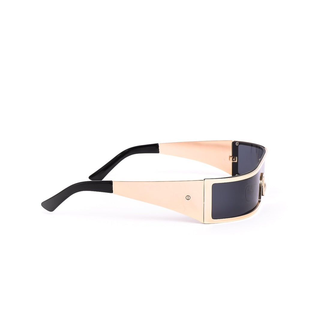 Perspectiva de los lentes de sol LEA de Solivo, mostrando su estilo contemporáneo y detalles de alta calidad, perfectos para cualquier ocasión.