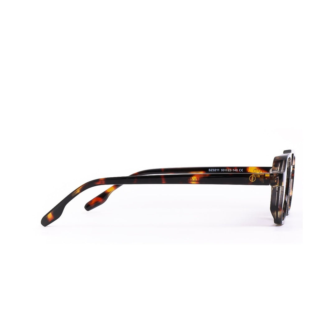 Perfil de los lentes de sol LIV de Solivo, mostrando su elegante diseño y acabado en carey, ideales para un estilo moderno y sofisticado.