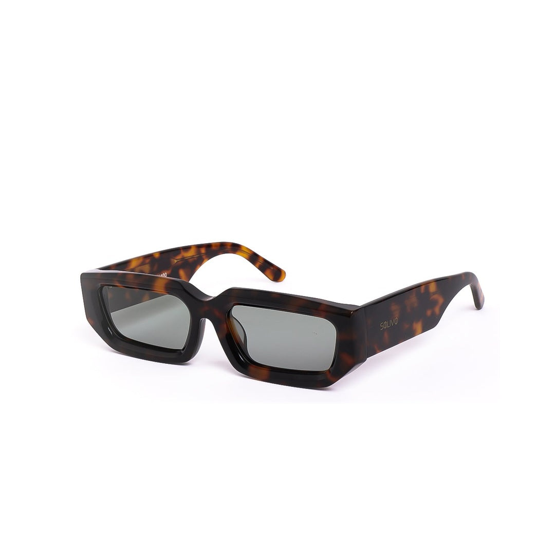 Lentes de sol LUA de Solivo, en color carey, con vista lateral que muestra su forma distintiva y detalles de diseño, perfectos para un look moderno y protegido del sol.