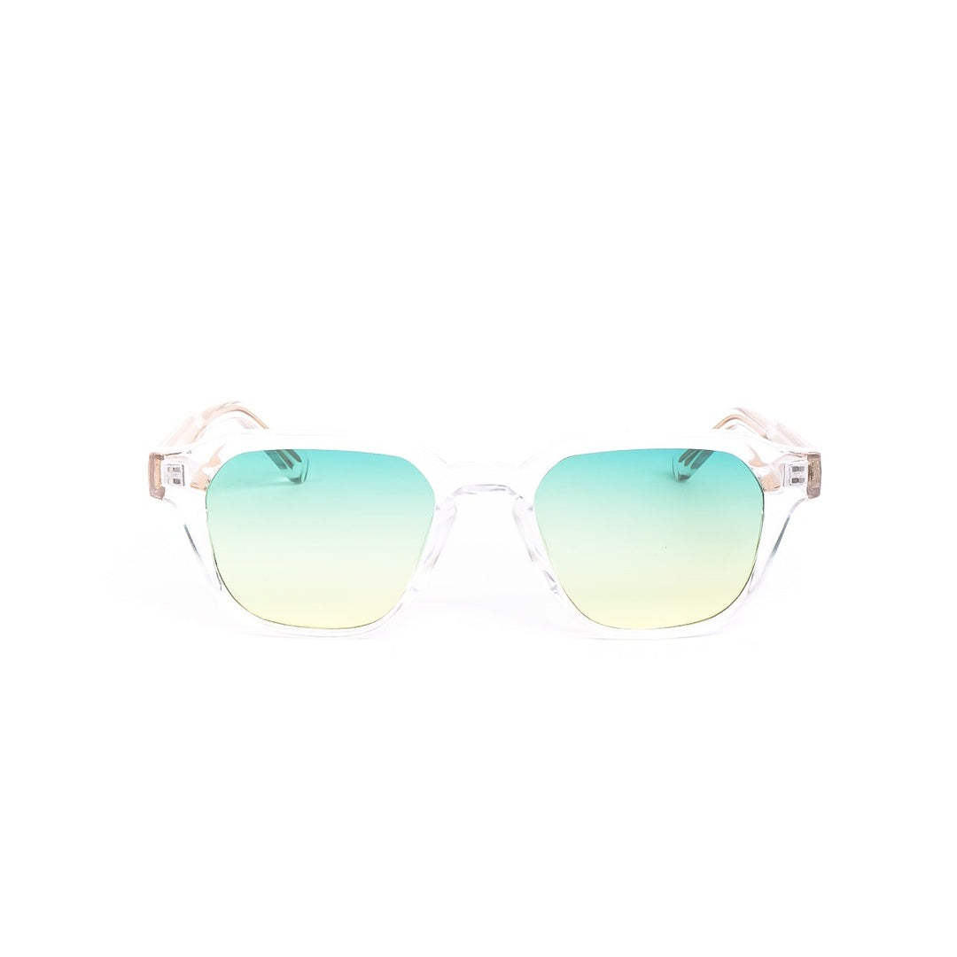 Lentes de sol LUXA de Solivo con un diseño elegante y moderno, mostrando un tono verde cristalino que refleja estilo y protección UV400.