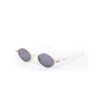 Vista lateral de los lentes de sol MIAM Blanco Gris de Solivo, con lentes polarizados y un estilo distintivo que resalta en cualquier entorno.