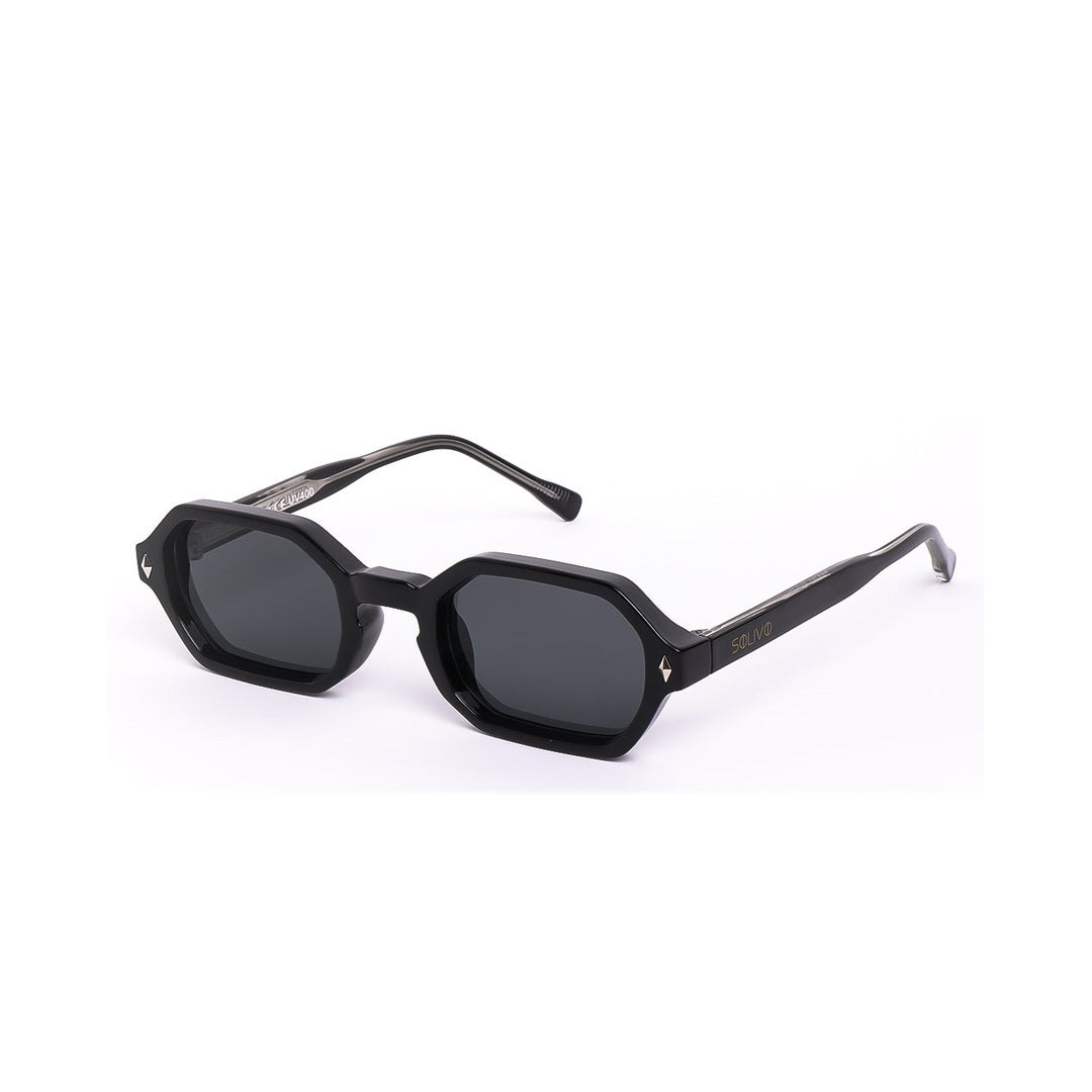Lentes de sol NYX de Solivo, vista lateral, mostrando su estilo distintivo y sofisticado, perfectos para proteger tus ojos con estilo.