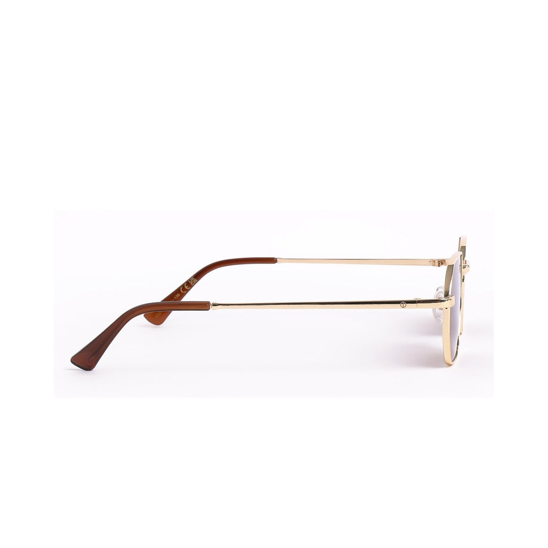 Vista detallada de los lentes de sol OSAK de Solivo, con acabado elegante y moderno, perfectos para el verano.