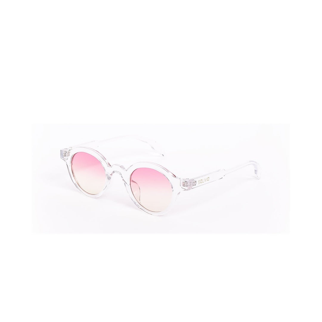 Vista lateral de los lentes de sol PRAG Cristal Pink de Solivo — montura cristal rosa con filtro UV400