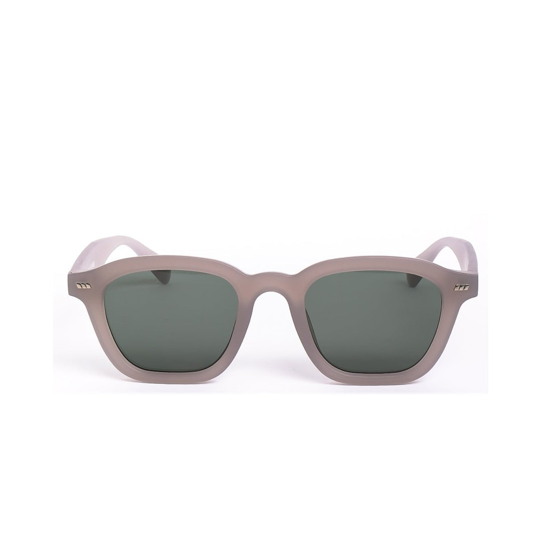 Lentes de sol RIO de Solivo con diseño moderno y atractivo, vista frontal.