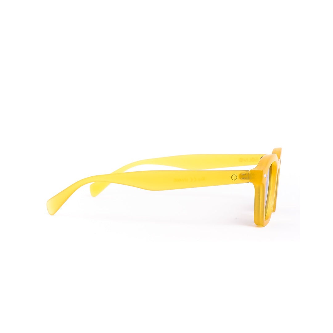 Vista lateral de las gafas de sol RIO de Solivo, resaltando su diseño moderno en color amarillo.
