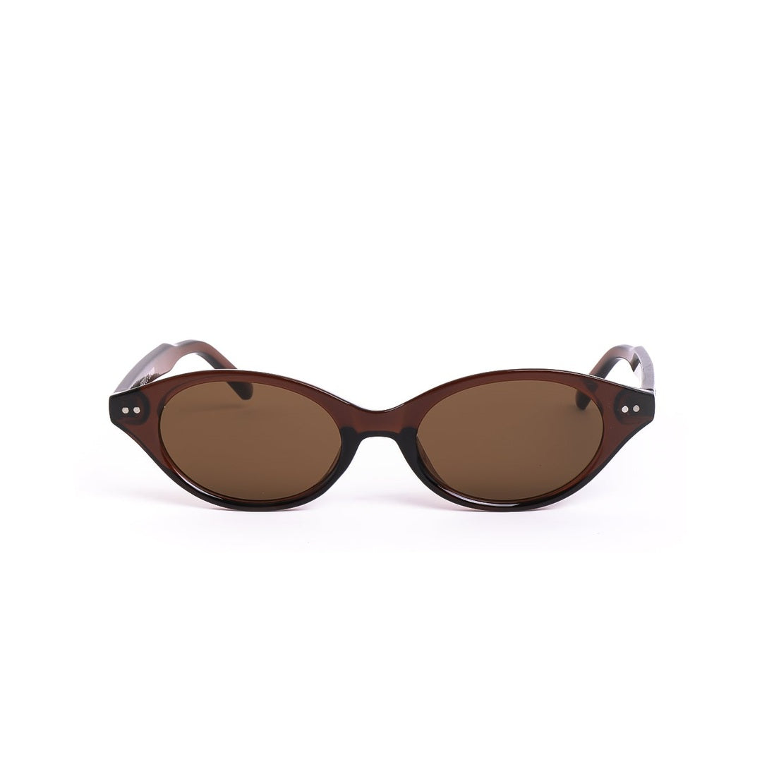 Lentes de sol SEOU de Solivo en diseño ovalado, con marco marrón y lentes oscuros, perfectos para un look elegante y moderno.