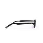 Vista lateral de los lentes de sol SEOU de Solivo, con un diseño moderno y elegante, perfectos para complementar tu estilo al aire libre.