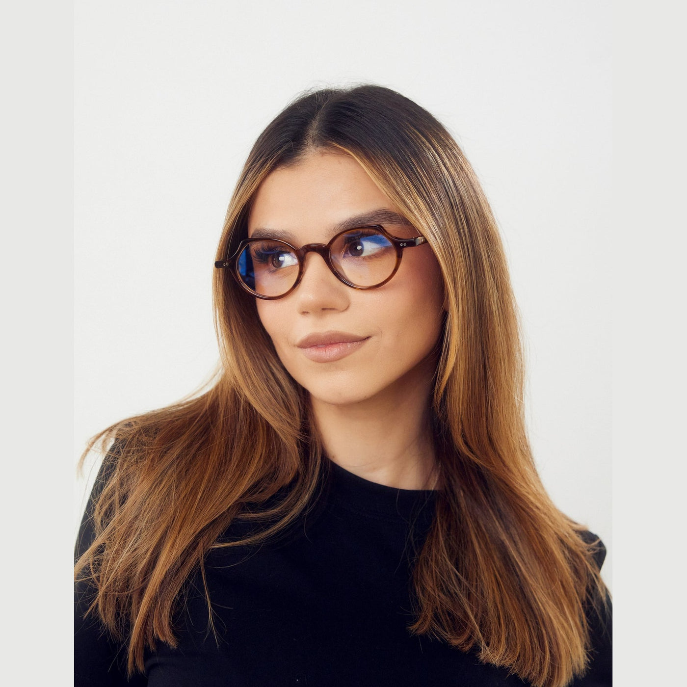 Lentes YUNA Carey con filtro de luz azul de Solivo — estilo premium para uso diario frente a pantallas