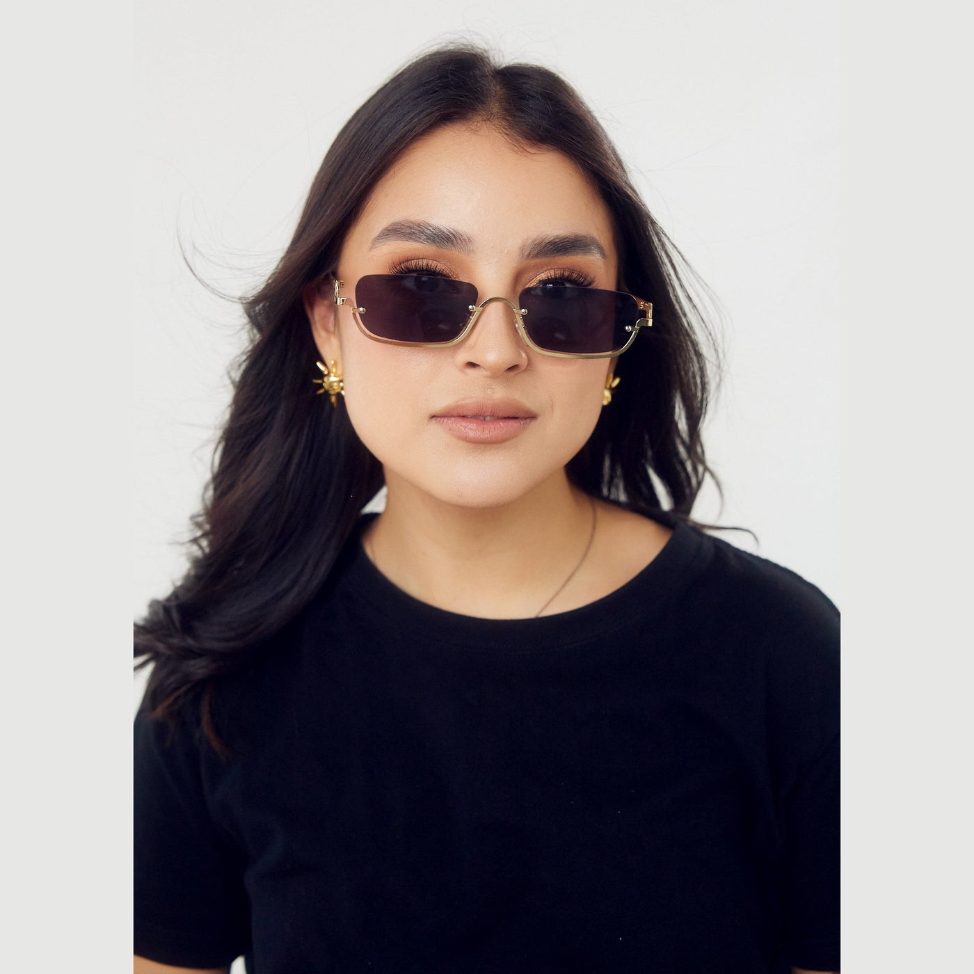 Detalle de los lentes de sol TOKY Negro de Solivo Eyewear — filtro UV400, para toda aventura