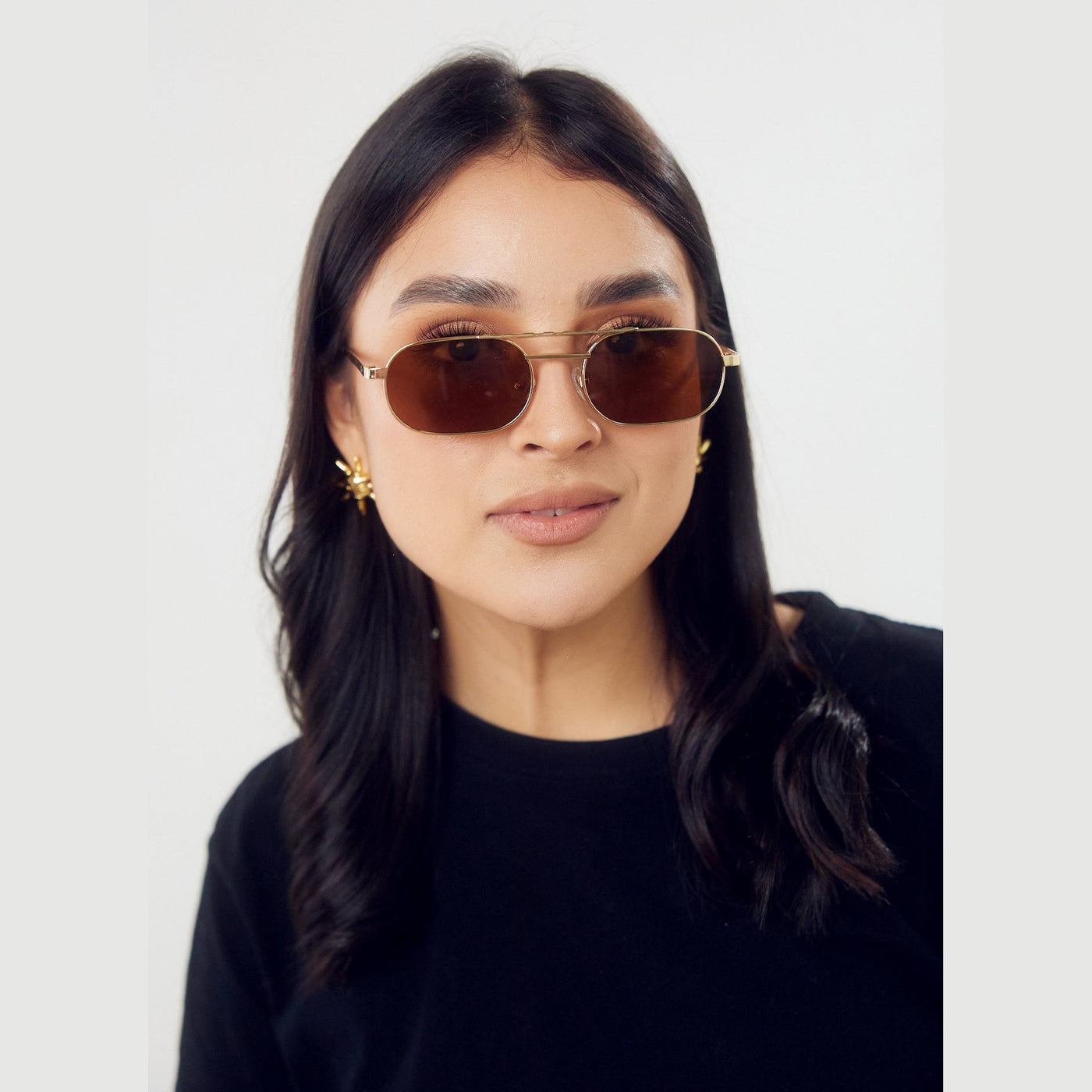 Detalle de los lentes de sol BANG Café de Solivo Eyewear — filtro UV400, estilo y funcionalidad