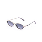 Lentes de sol TORO de Solivo vistas desde un ángulo lateral, reflejando su elegancia y protección UV.