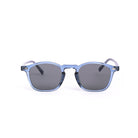 Lentes de sol VIEN - Azul Gris de Solivo, con un diseño moderno y elegante, perfectos para proteger tus ojos mientras destacas tu estilo personal.