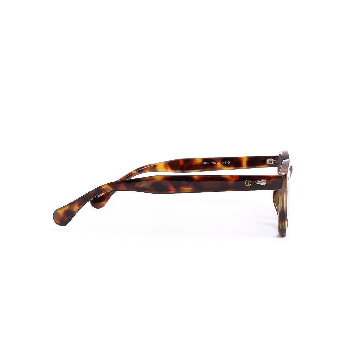Vista lateral de las gafas de sol ZEA de Solivo, mostrando su diseño moderno y estructura duradera, ideales para proteger tus ojos con estilo.