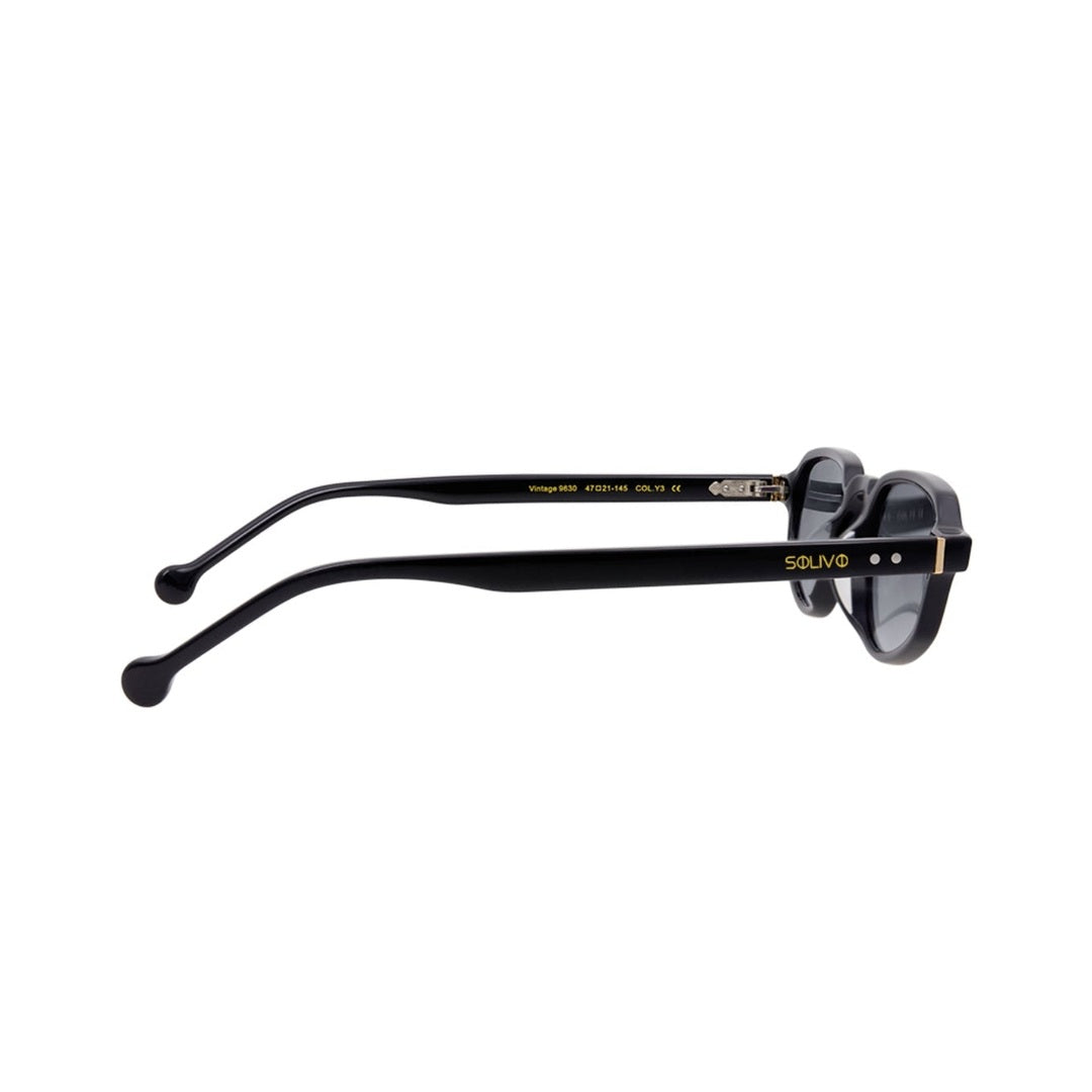 Vista lateral de los lentes de sol KIRI Negro de Solivo Eyewear — varillas de acetato, protección UV400